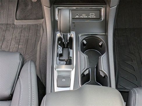 Certified 2025 Subaru Ascent Limited w/ Popular Package #1 image 16