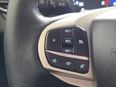 Used 2023 Ford Explorer XLT w/ Equipment Group 202A image 30