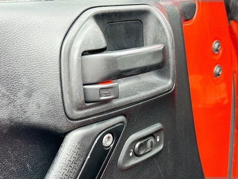 Used 2015 Jeep Wrangler Unlimited Sport w/ Quick Order Package 24S image 8