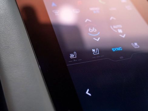 Certified 2021 Porsche Taycan Turbo image 27