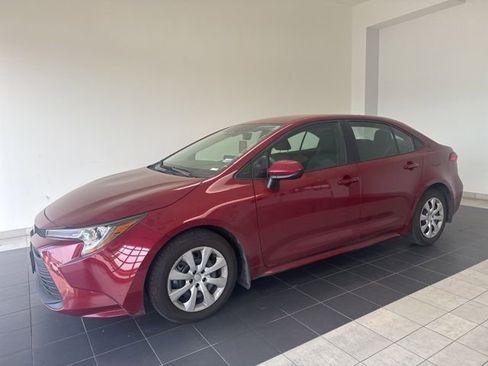 Used 2024 Toyota Corolla LE image 1