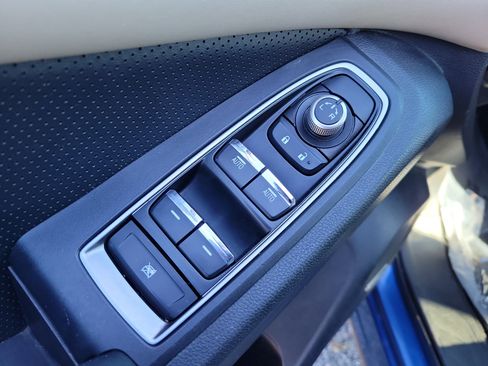 Used 2020 Subaru Ascent Limited w/ Technology Package image 21