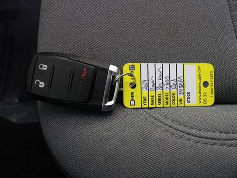 Used 2024 RAM 2500 Big Horn w/ Bed Utility Group image 7