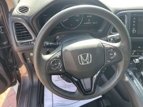 Used 2021 Honda HR-V EX image 11