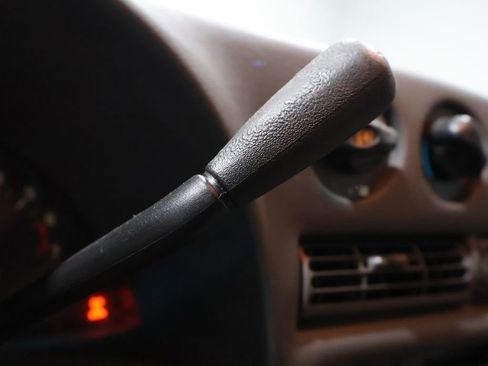 Used 2000 Chevrolet Lumina w/ Preferred Equipment Group image 26