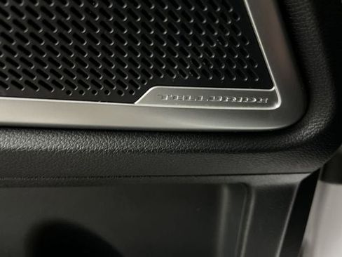 Used 2022 Kia Telluride EX w/ EX Premium Package image 25