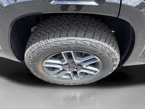 New 2026 GMC Terrain AT4 AWD/4WD image 27