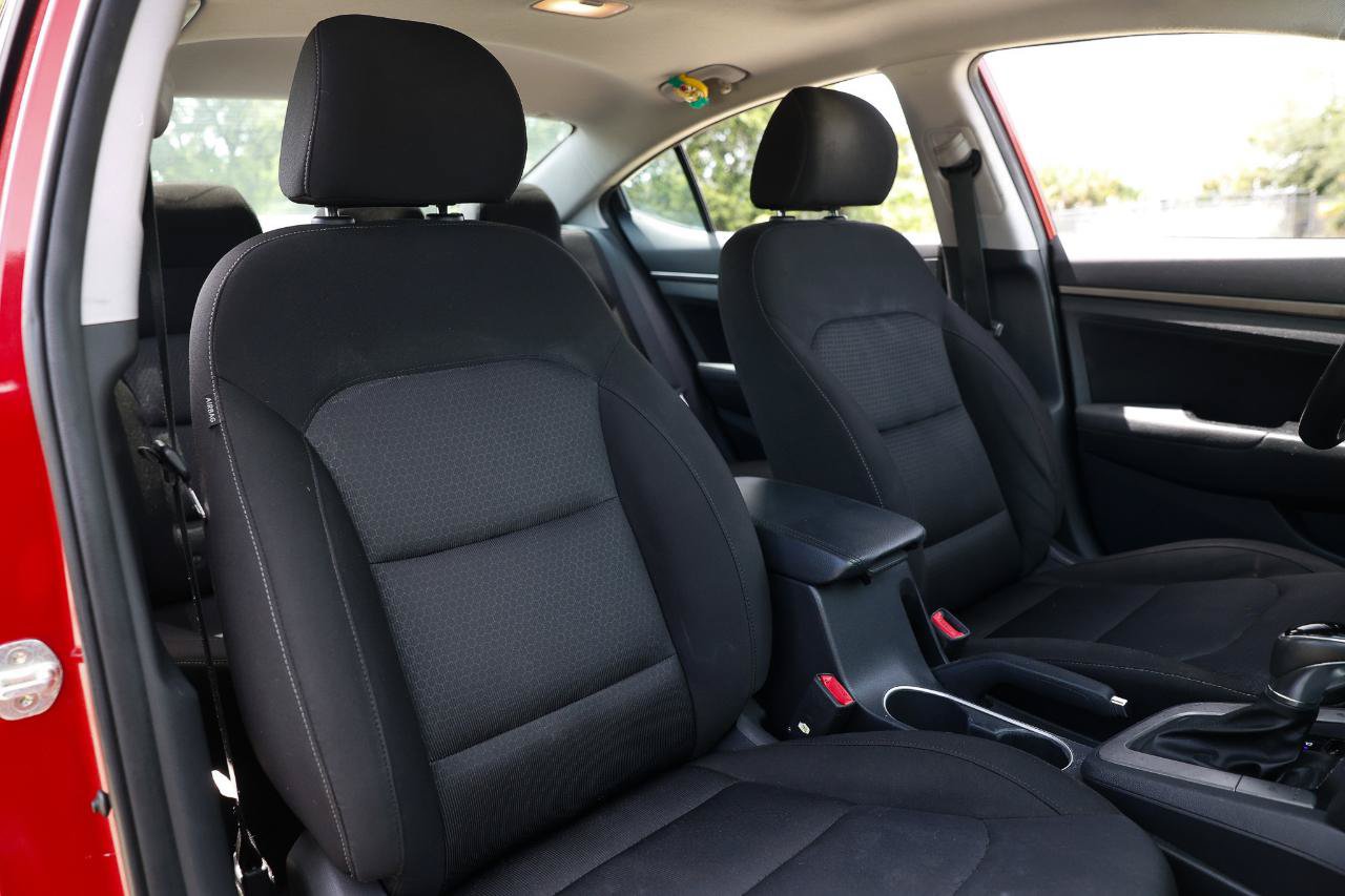 Used 2017 Hyundai Elantra Value Edition FWD image 16
