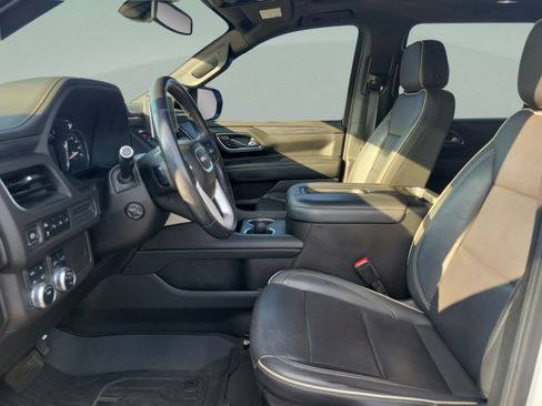 Used 2021 GMC Yukon XL SLT w/ SLT Premium Package AWD/4WD image 17