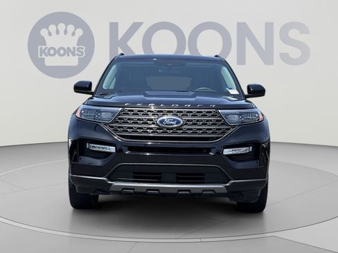 Used 2024 Ford Explorer XLT w/ Equipment Group 202A AWD/4WD image 8
