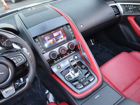 Used 2018 Jaguar F-TYPE Convertible image 30