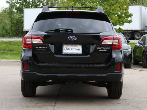 Used 2016 Subaru Outback 2.5i Limited AWD/4WD image 13
