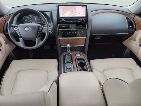 Used 2024 Nissan Armada SL w/ Captain's Chairs Package image 31