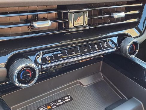 New 2026 Chevrolet Tahoe High Country w/ Sun And Tow Package image 24