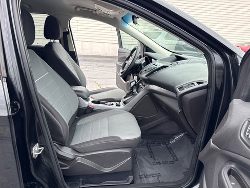 Used 2015 Ford Escape SE AWD/4WD image 13