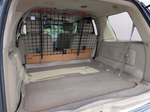 Used 2006 Ford Explorer Eddie Bauer RWD image 33