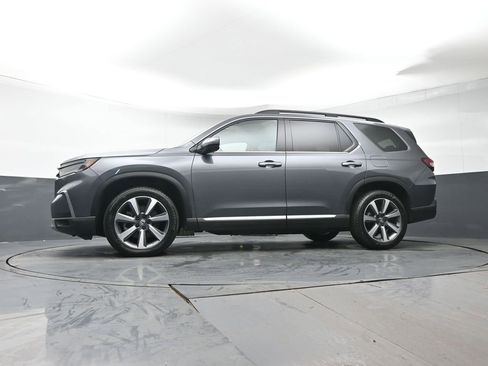 Used 2025 Honda Pilot Elite image 30