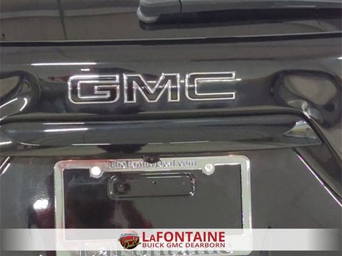 Used 2022 GMC Terrain SLE w/ Driver Convenience Package image 28