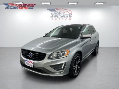 Used 2017 Volvo XC60 T6 R-Design w/ Climate Package