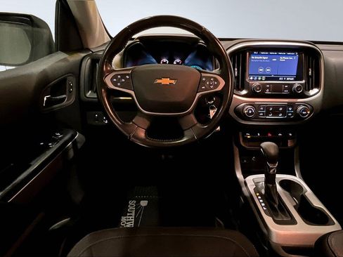 Used 2022 Chevrolet Colorado LT w/ Fleet Safety Package image 9