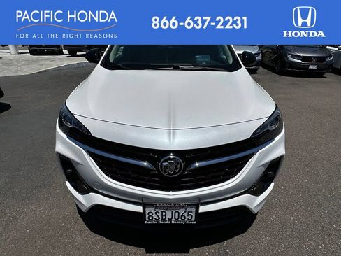 Used 2020 Buick Encore GX Essence w/ Advanced Technology Package FWD image 5