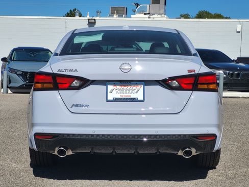 New 2025 Nissan Altima 2.5 SR w/ SR Premium Package image 5