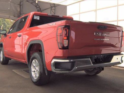 Used 2022 GMC Sierra 1500 Pro w/ Pro Value Package AWD/4WD image 11
