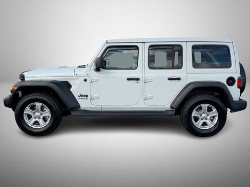 Used 2022 Jeep Wrangler Unlimited Sport w/ Sun And Sound Package image 6