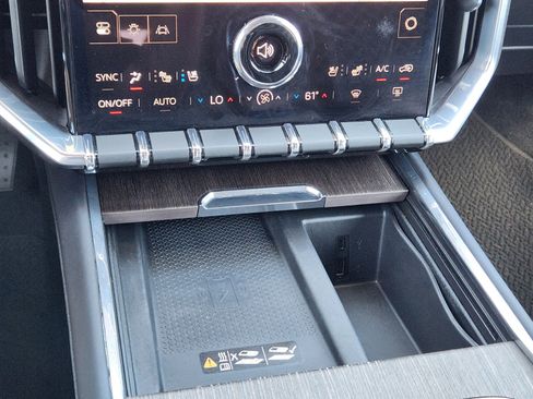 Used 2025 GMC Acadia Denali w/ LPO, Floor Liner Package FWD image 16