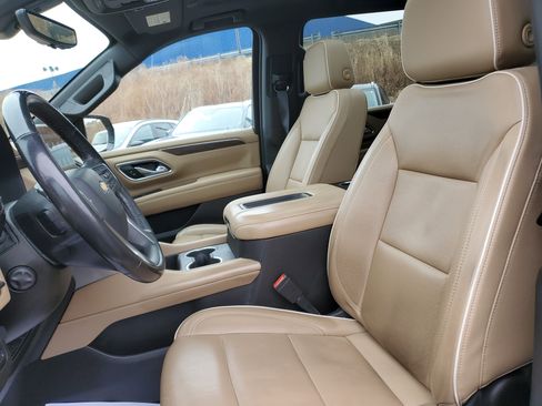 Used 2021 Chevrolet Suburban Premier w/ Premium Package image 30