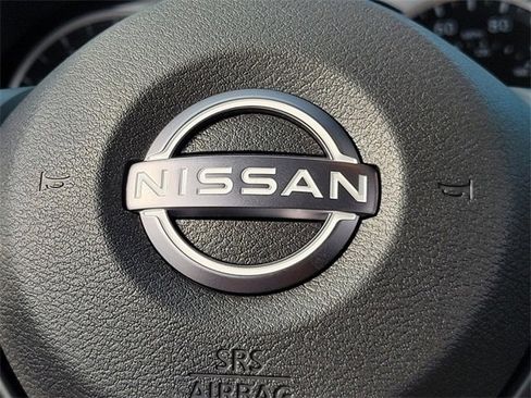 New 2025 Nissan Kicks Play S image 20