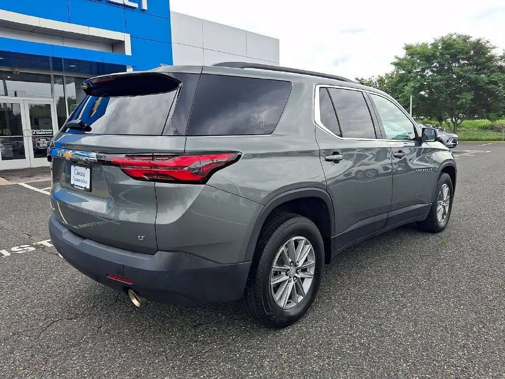 Used 2023 Chevrolet Traverse LT w/ LPO, Floor Liner Package AWD/4WD image 7