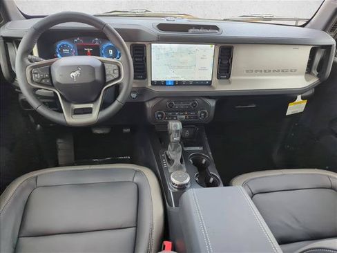 New 2026 Ford Bronco Outer Banks AWD/4WD image 15