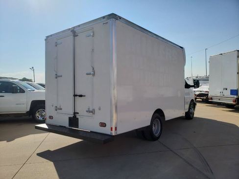 Used 2019 Chevrolet Express 3500 w/ Power Convenience Package RWD image 7