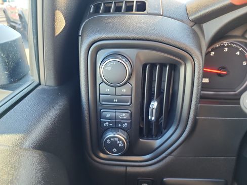 Used 2024 Chevrolet Silverado 2500 Custom w/ Custom Value Package image 22