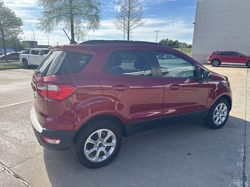 Used 2021 Ford EcoSport SE w/ SE Convenience Package image 5