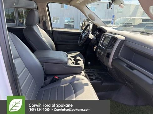 Used 2017 RAM 3500 Tradesman w/ Chrome Appearance Group AWD/4WD image 13