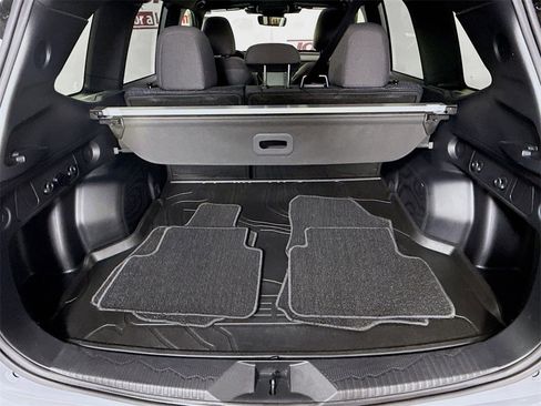 Certified 2025 Subaru Forester Premium image 28