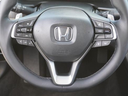 Used 2019 Honda Accord Touring image 30