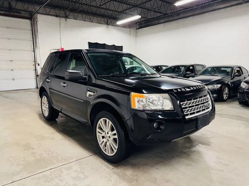 Used 2010 Land Rover LR2 HSE AWD/4WD image 4
