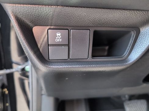 Used 2025 Honda HR-V EX-L image 12