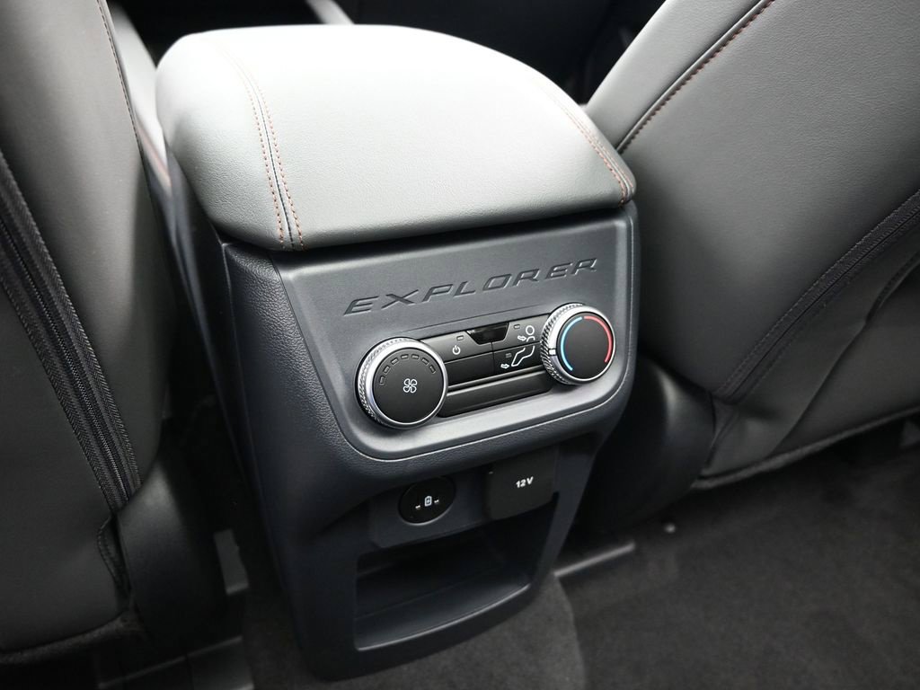 New 2026 Ford Explorer Active w/ Active Comfort Package AWD/4WD image 20