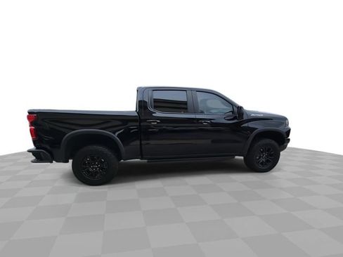 Used 2025 Chevrolet Silverado 1500 ZR2 w/ Technology Package AWD/4WD image 9