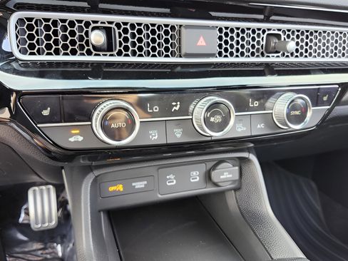 New 2026 Honda Civic FWD Hybrid Sedan image 30