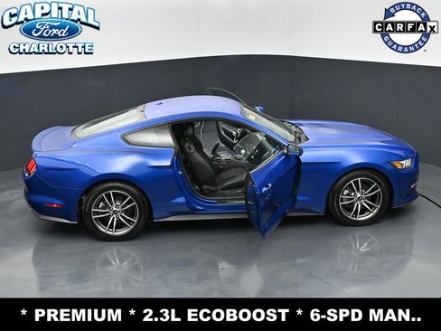 Used 2017 Ford Mustang Premium image 28