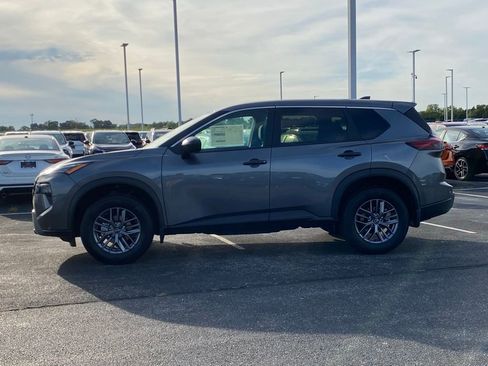 New 2026 Nissan Rogue S image 7