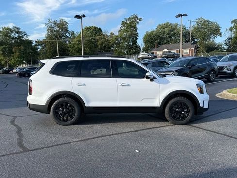 New 2025 Kia Telluride AWD image 2