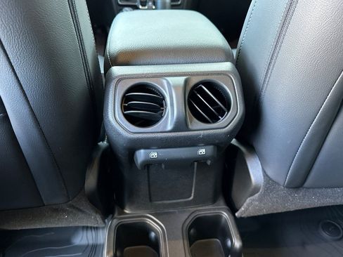 New 2026 Jeep Gladiator Sport image 15