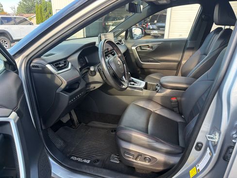 Used 2023 Toyota RAV4 XSE w/ Premium Package AWD/4WD image 17