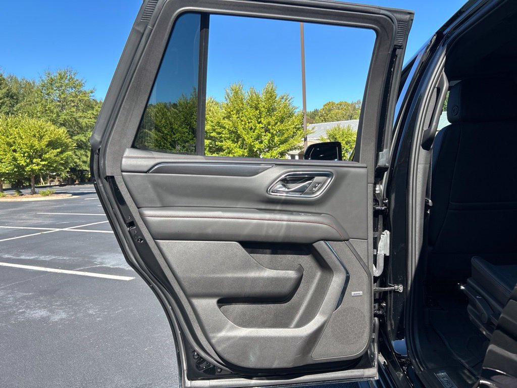Used 2023 Chevrolet Tahoe RST w/ Luxury Package RWD image 62
